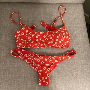 Billabong bikini size m